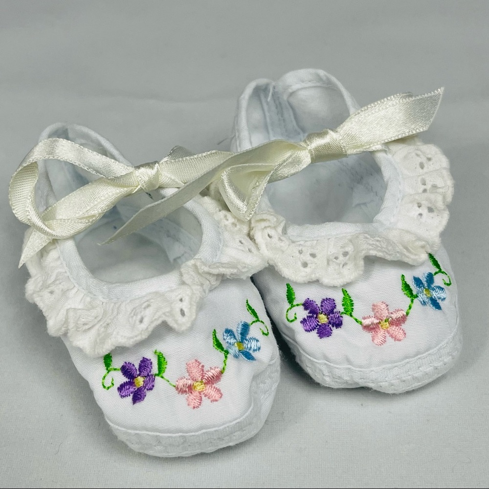 **5 for $30** — Embroidered Baby Booties